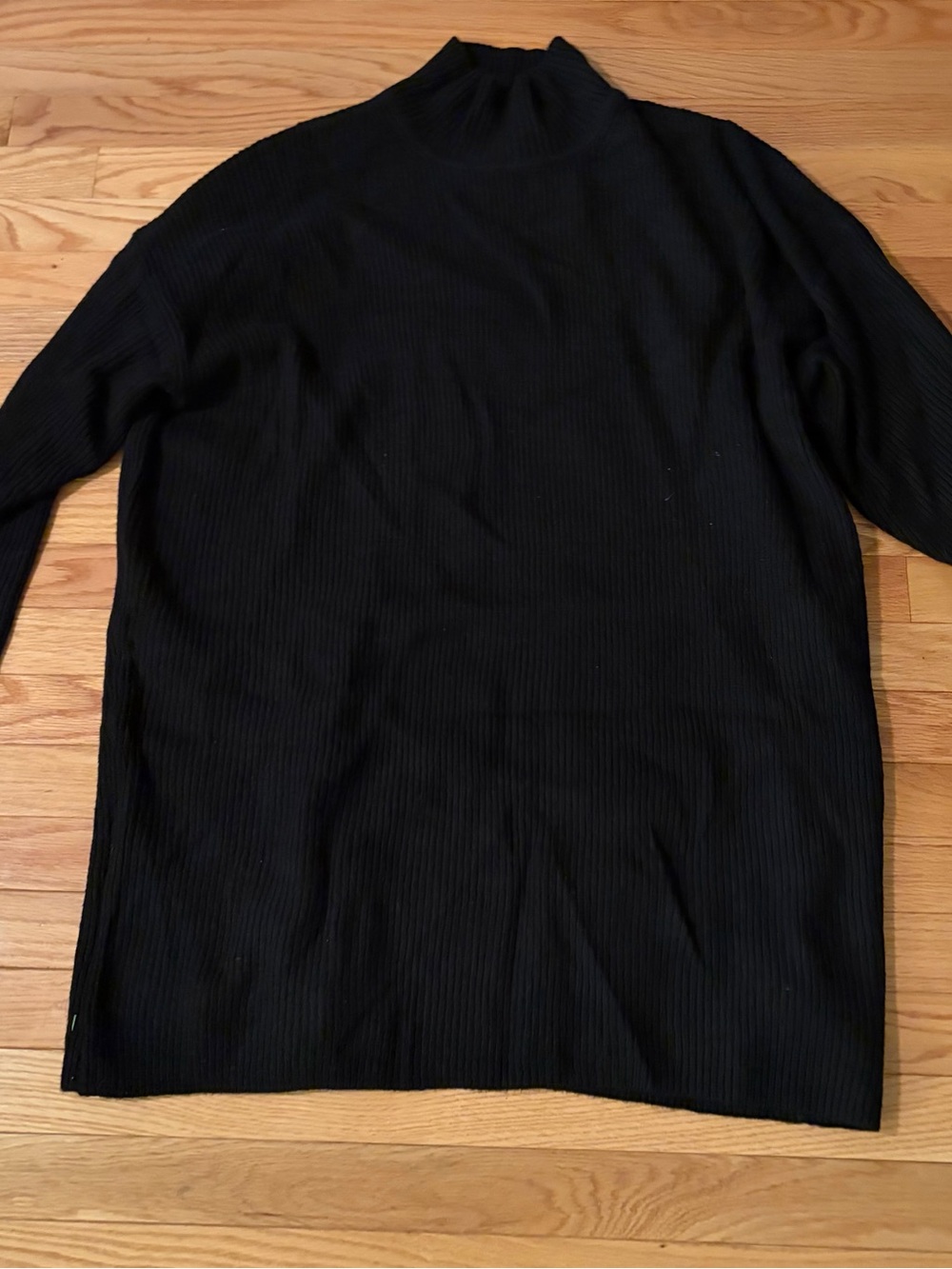 GAP Women's Black Ribbed Turtleneck Sweater